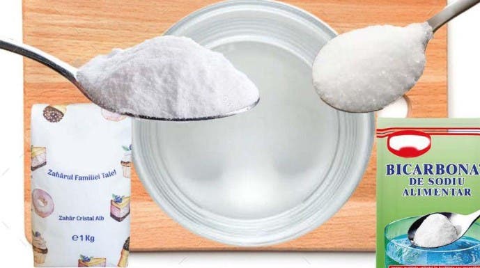 Un truc fantastic moștenit de la bunici! De ce să pui în frigider un amestec din zahăr cu bicarbonat