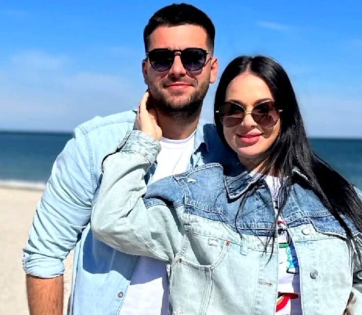 Deea Maxer a spus ”DA”, la patru luni de la divorț. Noul iubit a lansat propunerea și ea a acceptat: ”Mi-a pus pe deget inelul” 25 deea maxer partener