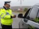 Ce amenzi riscă șoferii care nu își echipează corespunzător mașinile în timpul iernii