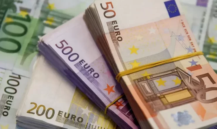 Băncile au făcut anunțul! Se schimbă banii și mai multe bancnote vor fi scoase din uz 25 bancile fac schimbari