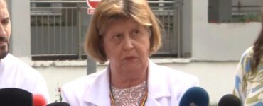 cati bani are managerul spitalului