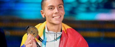 Victorie pentru David Popovici: Cel mai bun timp în finala probei de 200 m liber