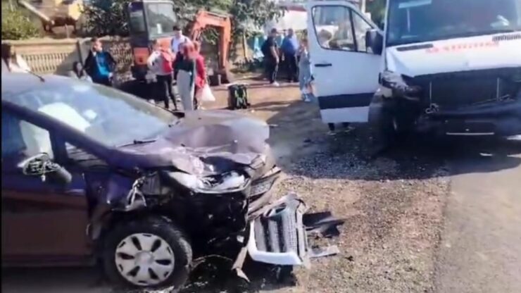 S-a dat alarma! A avut loc un accident cu 18 copii și 3 adulți. Planul Roșu este din nou activat 25 Accident grav în Deveselu