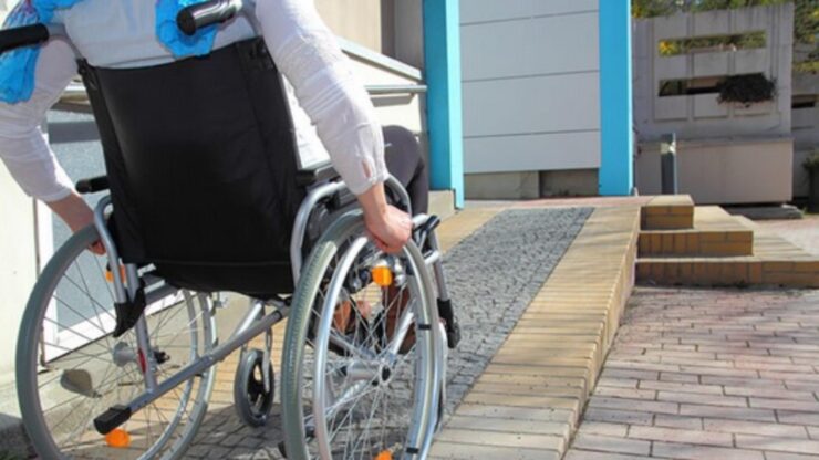 denis tanar cu dizabilitati