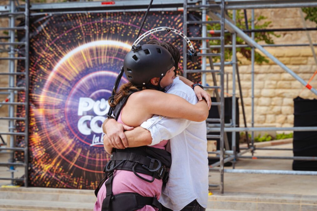 cand incepe power couple