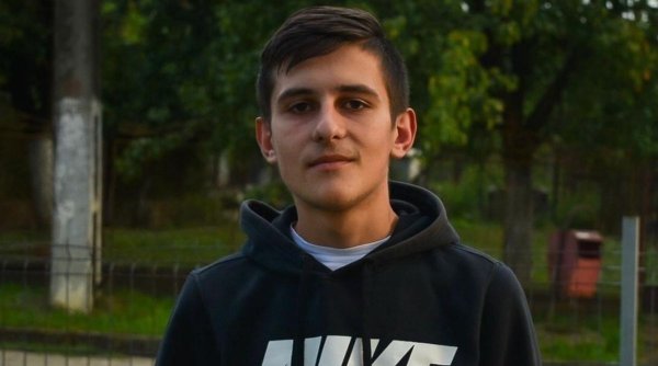 Cine e tânărul care a încasat banii pe comenzile de Black Friday şi a dispărut împreună cu mama sa. Se ocupa de curierat în Baia Mare 26 Tânărul care a încasat banii pe comenzile de Black Friday