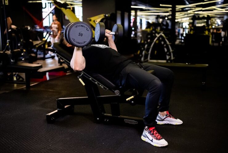 Ce sa faci si ce sa nu faci în sala de fitness: Ghid Rapid pentru Succesul Antrenamentului Tău 25