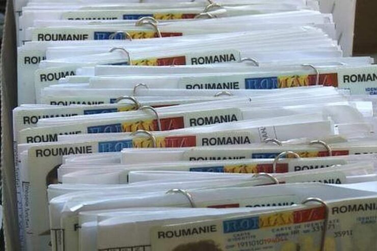 Românii nu vor trebuie să mai arate buletinele la frontierele aeriene și maritime. Cum vor călători în UE 25 Fără buletine la granițe.