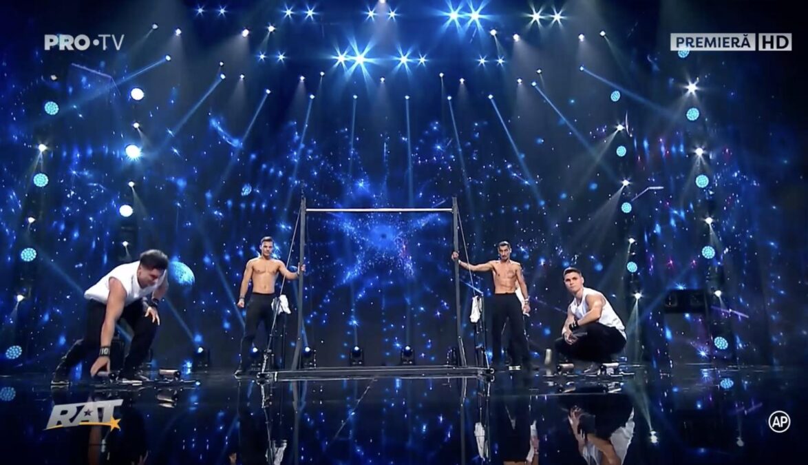 Cine sunt tinerii de la Calisthenics România. Au primit Golden Buzz de la Mihai Bobonete, după ce au emoționat o țară întreagă, la Românii au Talent 26 Calisthenics România