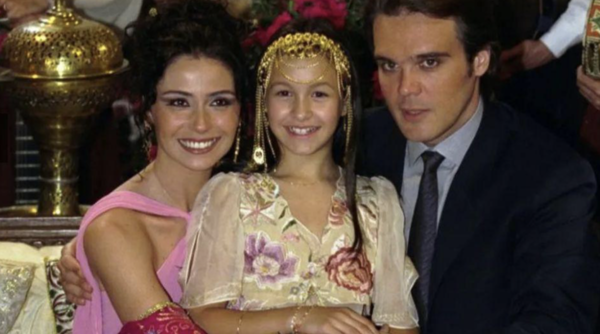 Îţi mai aduci aminte de Khadija, fiica lui Jade din „Clona”? Cât de bine arată Carla Diaz la 33 de ani 25 Carla Diaz