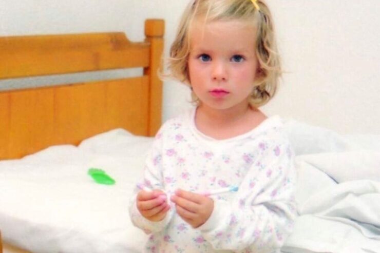 Sigur nu o recunoști pe fetița din imagine! Este o mare vedetă de la noi care va deveni curând mămică 25 ana baniciu