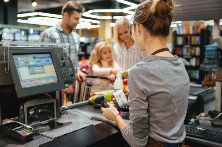 Ce provocări întâlnești în domeniul retail. Cui i se potrivește un astfel de job 25