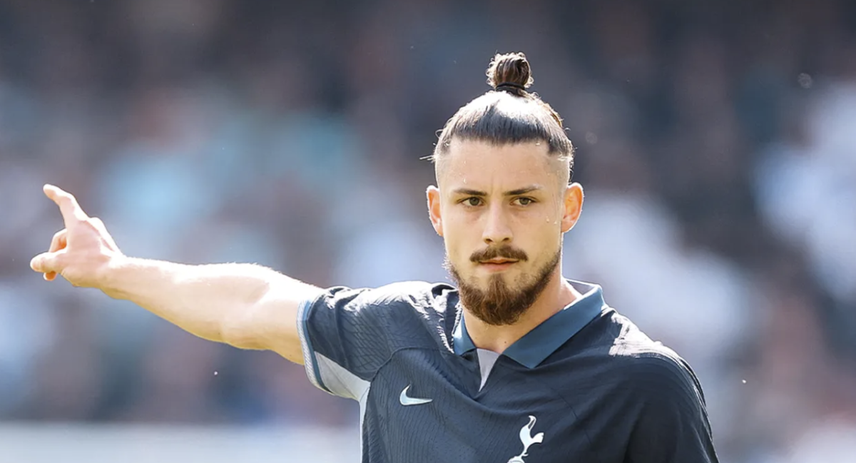Radu Drăgușin pleacă de la Tottenham. Destinația neașteptată unde va juca