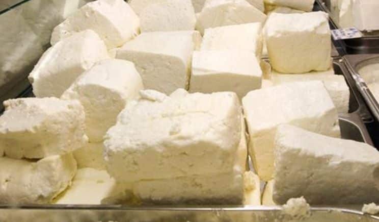 Greșeala pe care o fac mulți români la cină. Aceste alimente pot provoca insomnie și oboseală