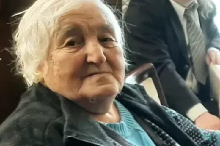 Să vezi și să nu crezi. Bunica Maria are 93 de ani și candidează a alegerile locale în Sibiu 25 alegeri locale