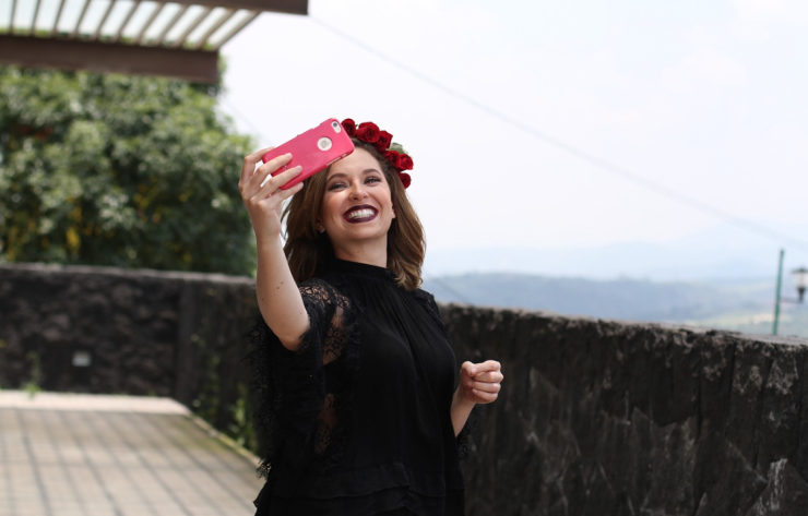 O mămică se arată tare supărată că fiul ei a primit teme pentru vacanță. Ce mesaj a putut să transmită femeia în mediul online. Sursă foto: Pixabay