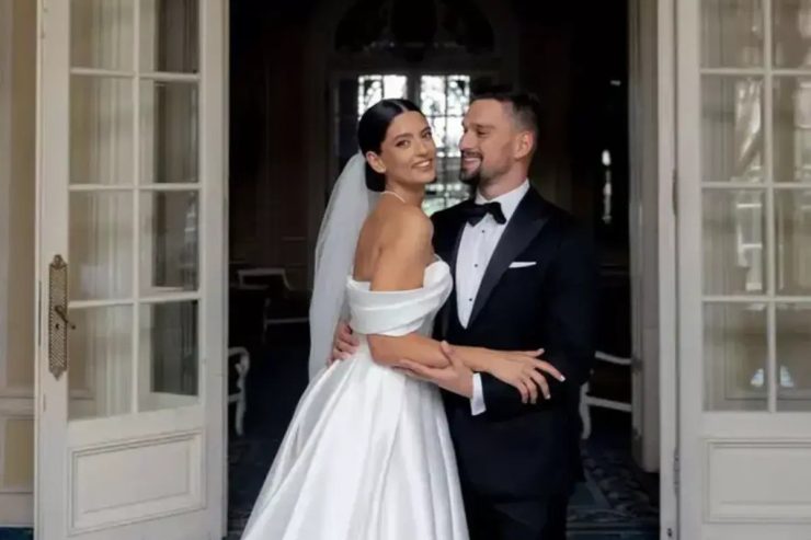 A surprins pe toată lumea cu această afirmație. Cât a plătit Oana Moșneagu pe rochia de mireasă 25 oana mosneagu