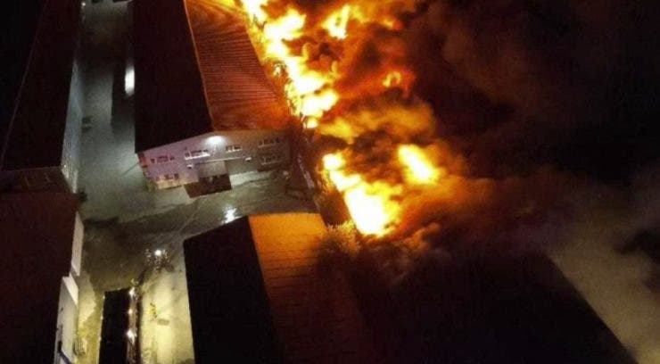 Incendiu la un depozit din Afumați. Foto: ISUBIF