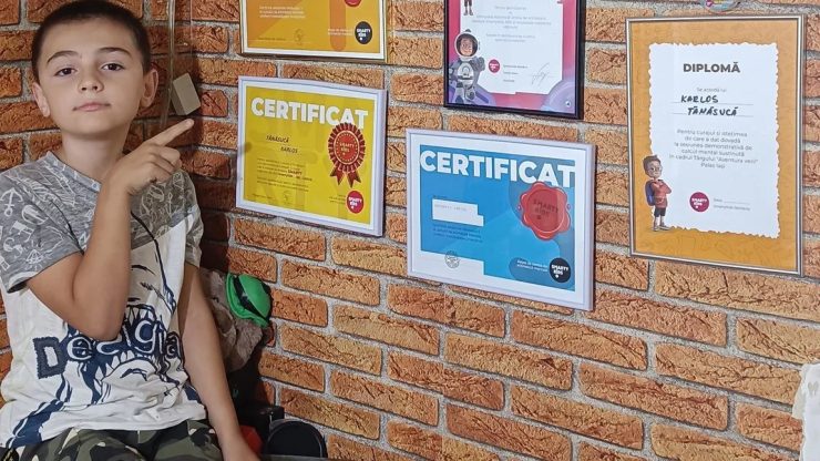 Povestea tragică a unui copil român. A fost părăsit de mamă, dar a ajuns să aibă un talent incredibil 25 geniu