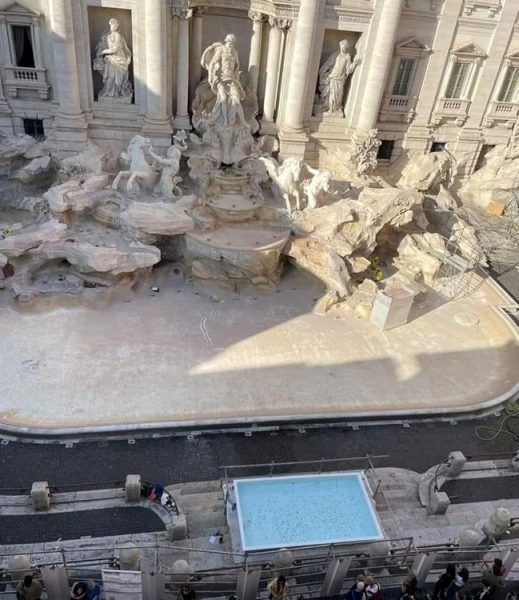 fontana di trevi