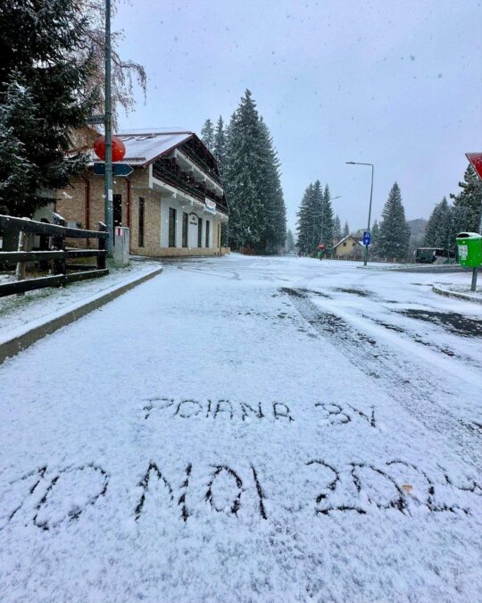 Au apărut primii fulgi de zăpadă în Brașov și Predeal! Se anunță cod galben de ninsori și vânt pentru zonele de munte 26 Sursă foto: spynews.ro