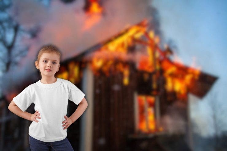 Fiica ei a dispărut într-un incendiu. Șase ani mai târziu, femeia a rămas mască! Ce a descoperit la o petrecere