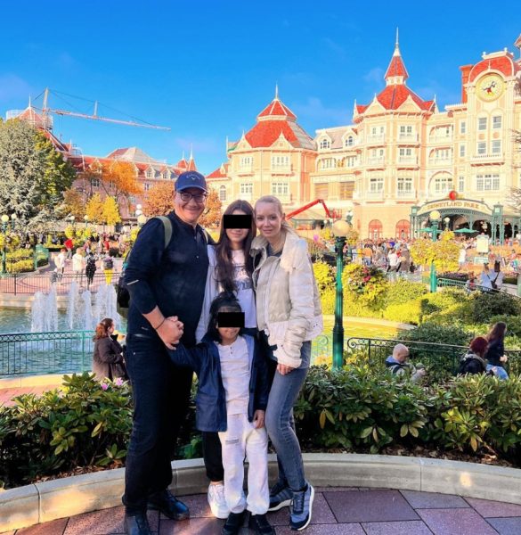 La cine au rămas fiicele lui Victor Ponta după divorț. Custodia celor două fete a fost deja stabilită 26 Foto: Instagram