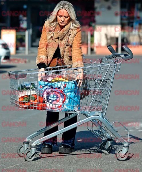 Laura Cosoi, transformare radicală. Cum arată vedeta după ce a născut cel de-al patrulea copil 26 Sursă foto: Cancan
