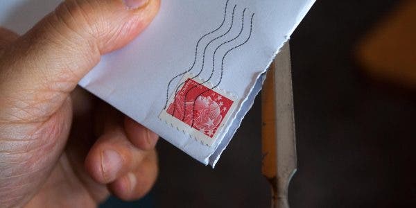 Îți dau lacrimile! Ce scrisoare i-a lăsat un bunic nepoatei sale
