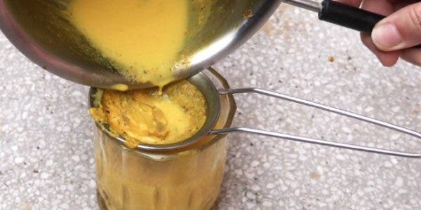 apa cu turmeric