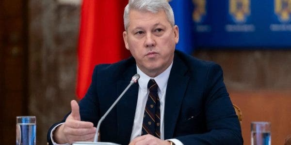 Cătălin Predoiu
