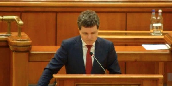 mesajul lui nicusor dan