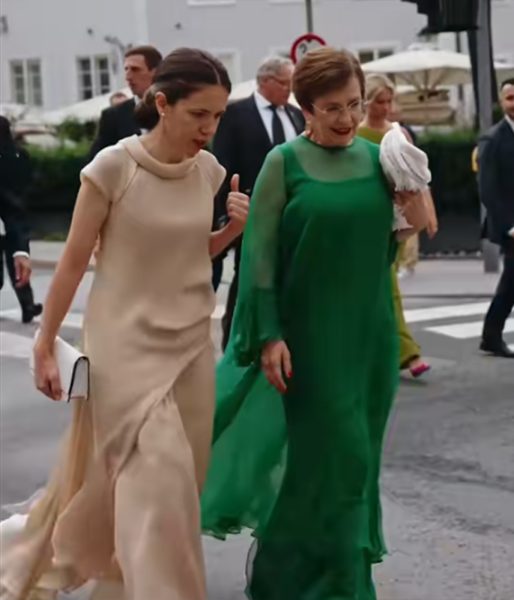 Cum a apărut Mirabela Grădinaru la opera din Salzburg. Rochie elegantă și gesturi tandre cu Nicușor Dan 28