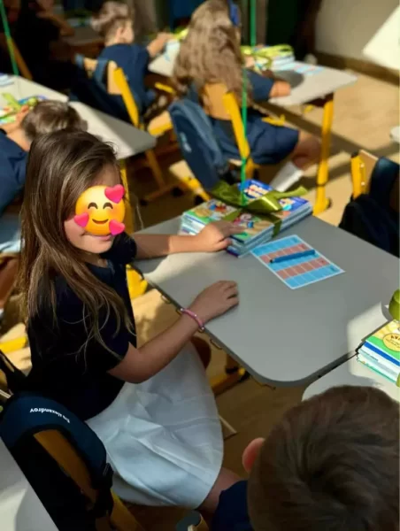 Elena Udrea, în culmea fericirii: prima zi de școală alături de fiica ei, după trei ani de așteptare 26 an scolar