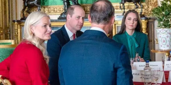 Prințesa moștenitoare a Norvegiei împreună cu Kate