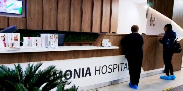Spitalul privat din Constanța unde a murit tânăra. Foto: Facebook