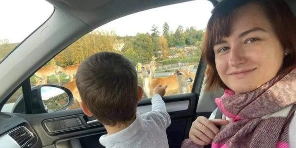 Fiica Flavia Grosan. Foto: Facebook / Flavia Grosan