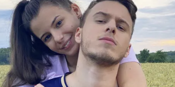 Ariana și Mitzuu de la Power Couple 2026: Cine sunt și ce fac în viața de zi cu zi