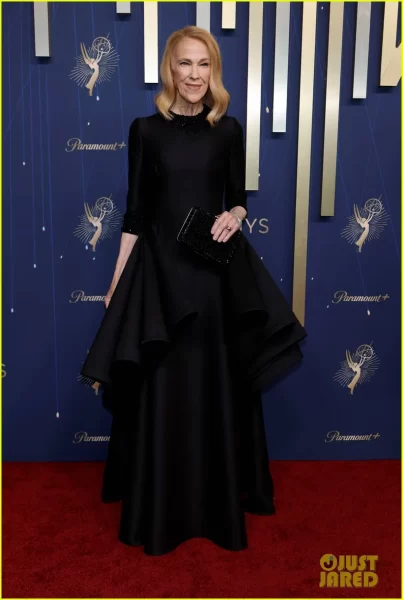 Ultima apariție a lui Catherine O’Hara pe covorul roșu, cu patru luni înainte de a se stinge din viață 26 Catherine O’Hara