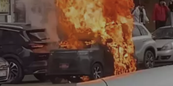 incendiu mașină
