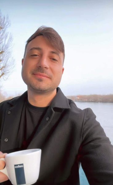 Prima imagine postată de Valentin Sanfira, după ce soția a anunțat separarea 26