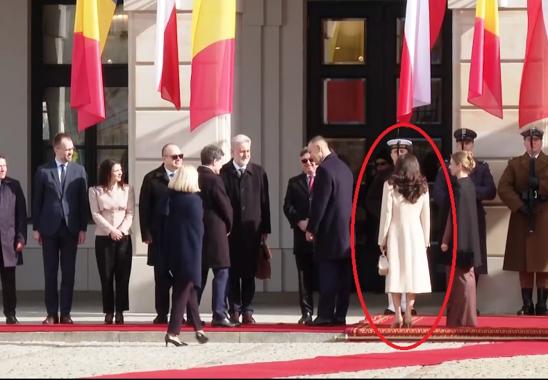 Mirabela Ristea Ținuta Neașteptată Aleasă De Mirabela Grădinaru Pentru Vizita Din ...