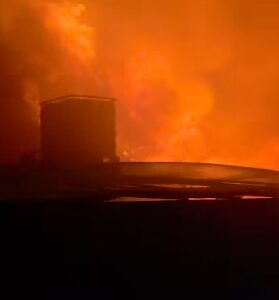 Incendiu uriaș în Neamț. Două locuințe și mai multe anexe au fost distruse 29 incendiu