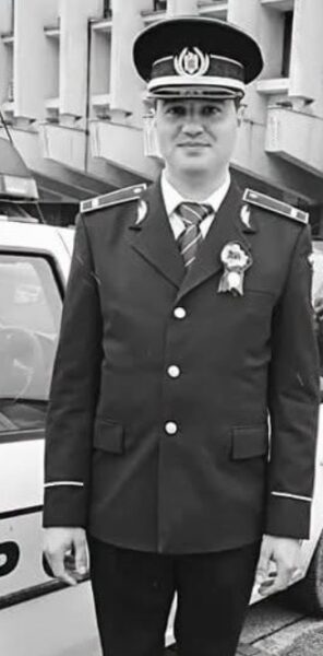 Cine este polițistul din Maramureș care și-a pus capăt zilelor. Motivul este unul șocant 26 Vasile Ungur. Facebook: Europol
