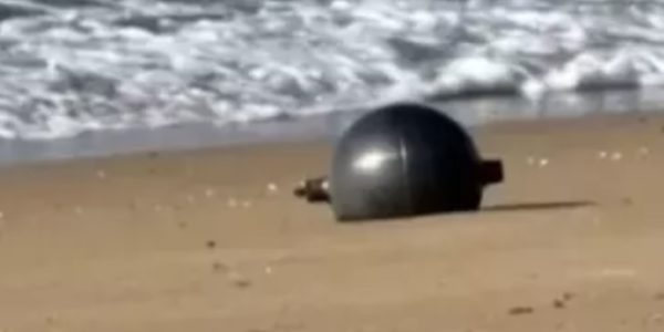 Alertă pe o plajă din Australia. Sfere misterioase au fost găsite pe nisip, iar Agenția Spațială a deschis o anchetă 52 australia