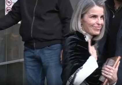 Ce ținea Cristela Georgescu în mână când a ajuns la DIICOT. Detaliul care a atras imediat atenția 26 cristela georgescu